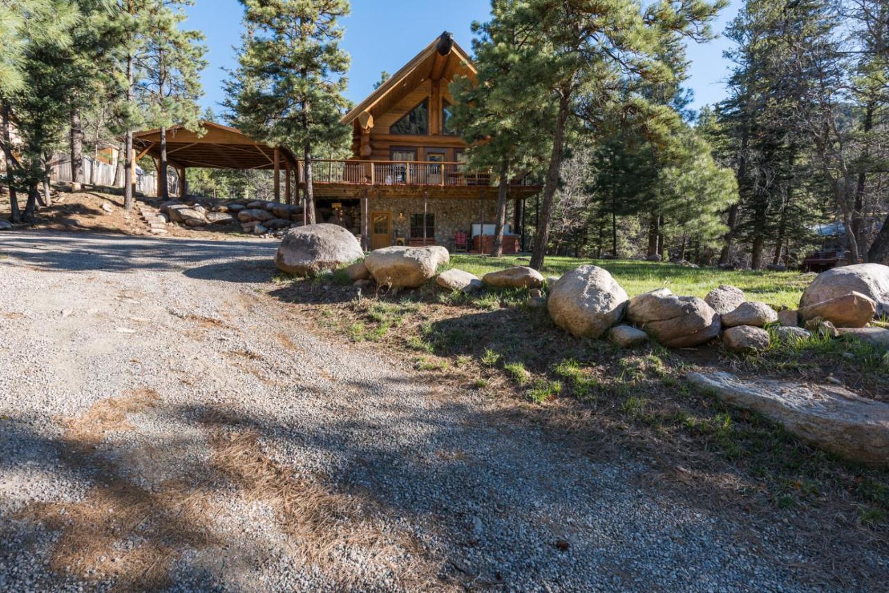 Bear Foot Lodge, 2 Bedrooms, Sleeps 6, Gas Grill, Walk to River, Hot Tub Ruidoso Buitenkant foto